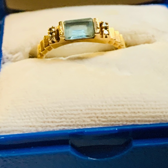 Vintage 10k gold 1 carat emerald cut natural aquamarine & diamond ring. sz. 7 - Picture 4 of 7